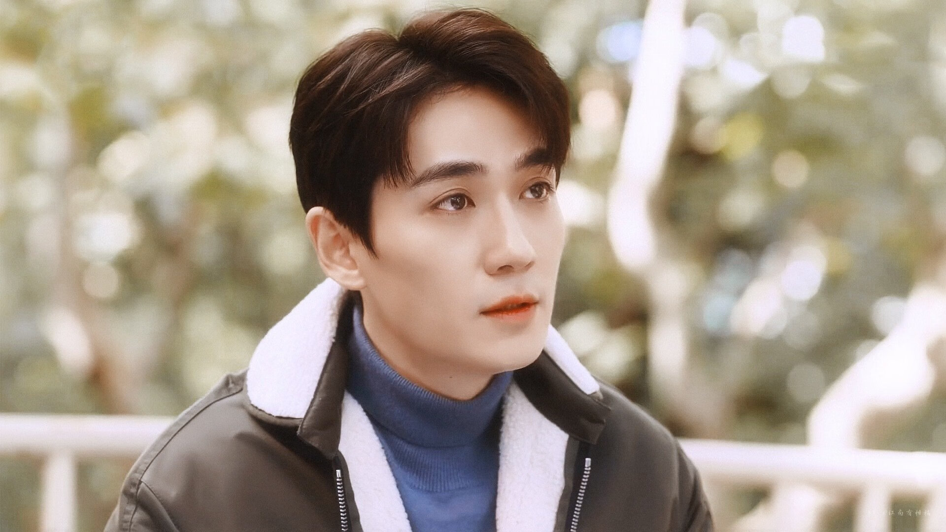 “梦想点亮未来”青少年篮球公益夜跑在上海引发热潮，践行体育公益