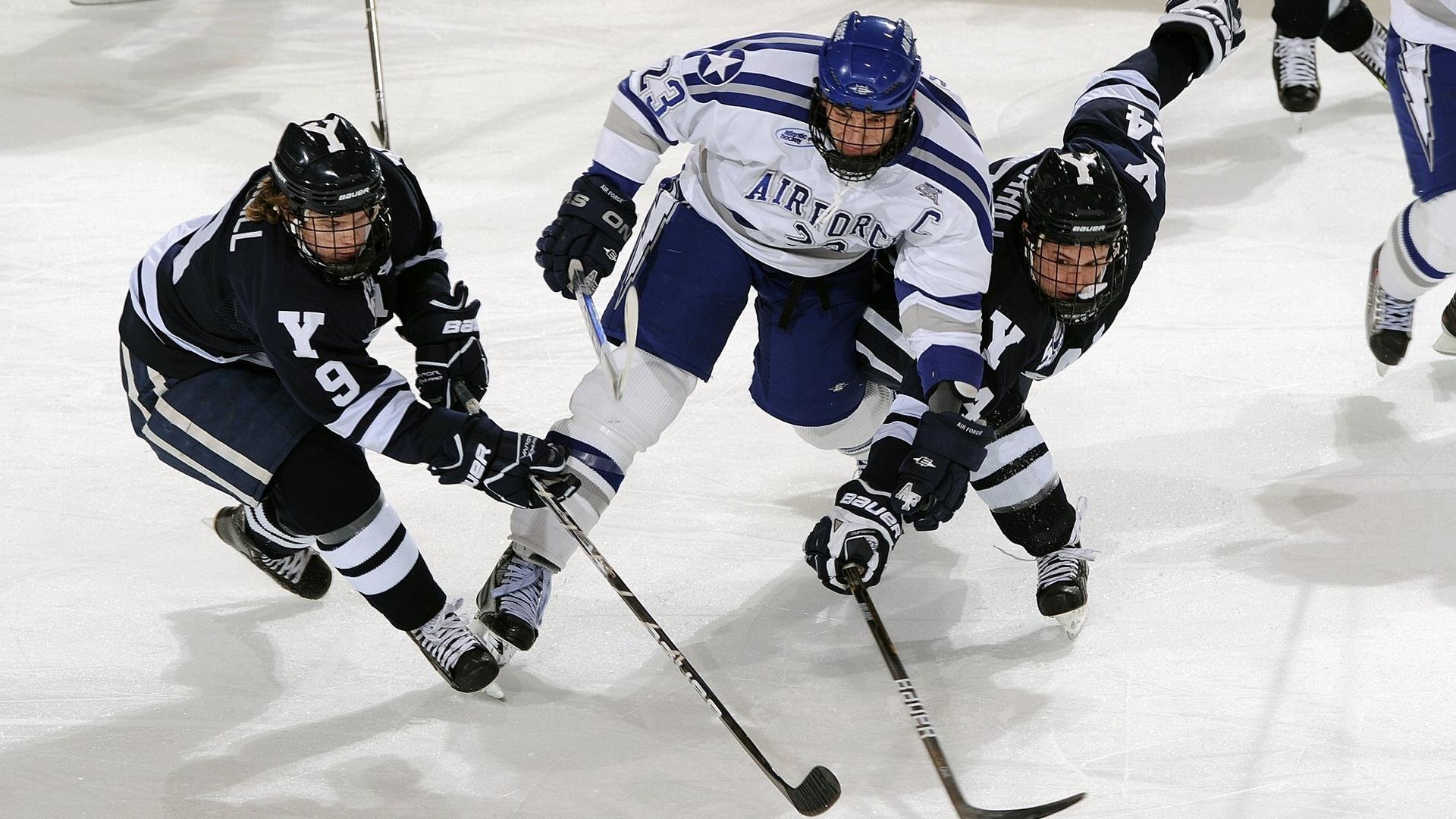 开云官方-“华金·托比利亚的冷静头脑与强硬防守，为阿根廷美洲狮队抵御外敌”